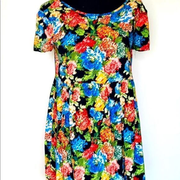 Forever 21 Short-Sleeve Floral Peasant Top, (L) - Picture 2 of 14